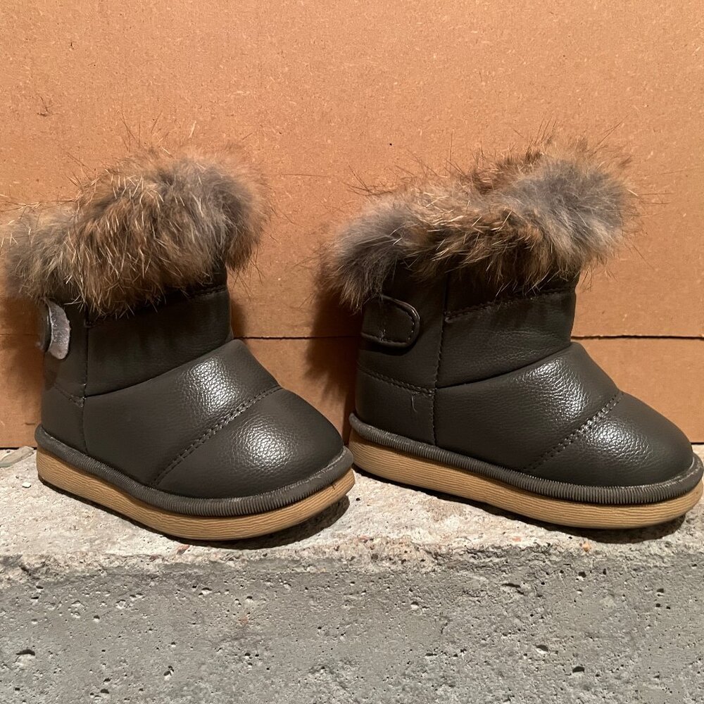 Comfy Kids Warm Snow Boots Outdoor Shoes Autumn Winter size 21 (5)